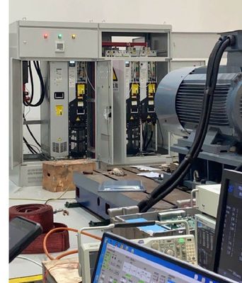 قیمت خوب ACS880 کنترل چرخش مستقیم درایو فرکانس متغیر برای انتقال و خط آزمایش EOL آنلاین